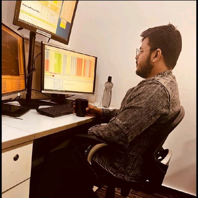 Naveen  K.