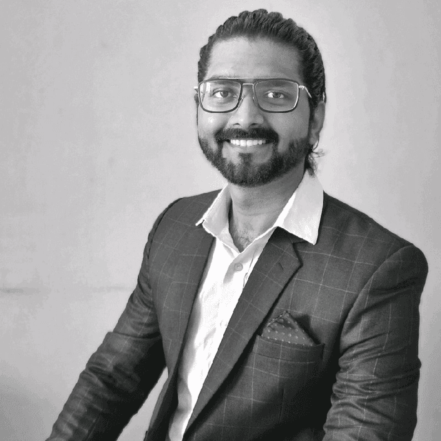 Navin Kadlak
