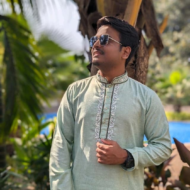 Navneet Bhole