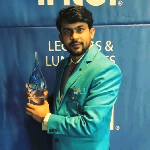 Neeraj Gupta