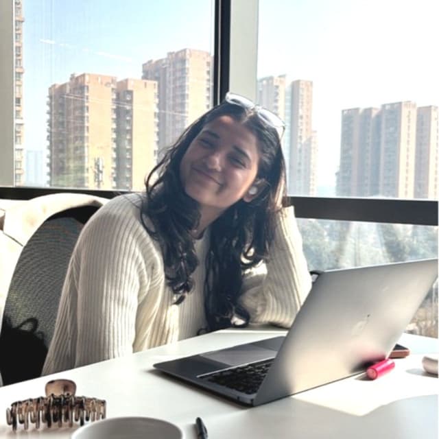 Priyanka  Negi