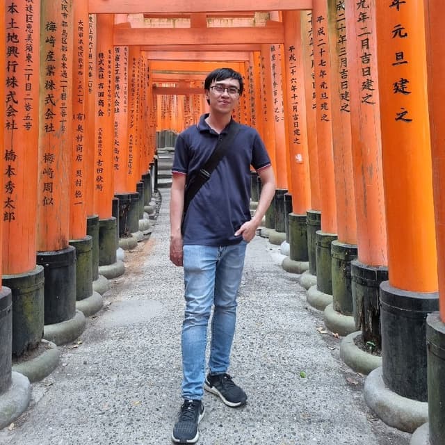 Nhật Lê