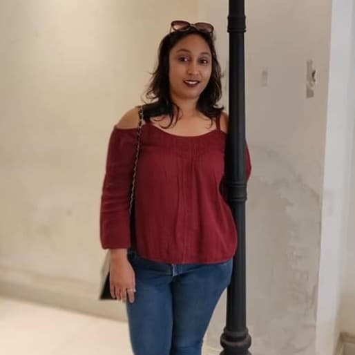 Nidhi Dad