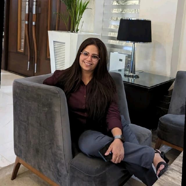 Nidhi K.