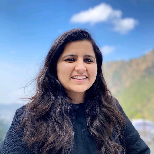 Nidhi Bhat