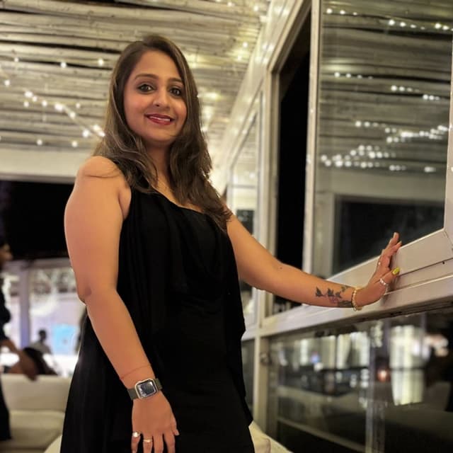 Nikhiila Mukunde