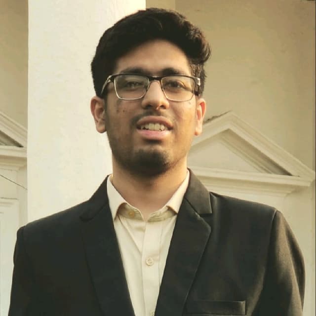 NIKHIL Kotra