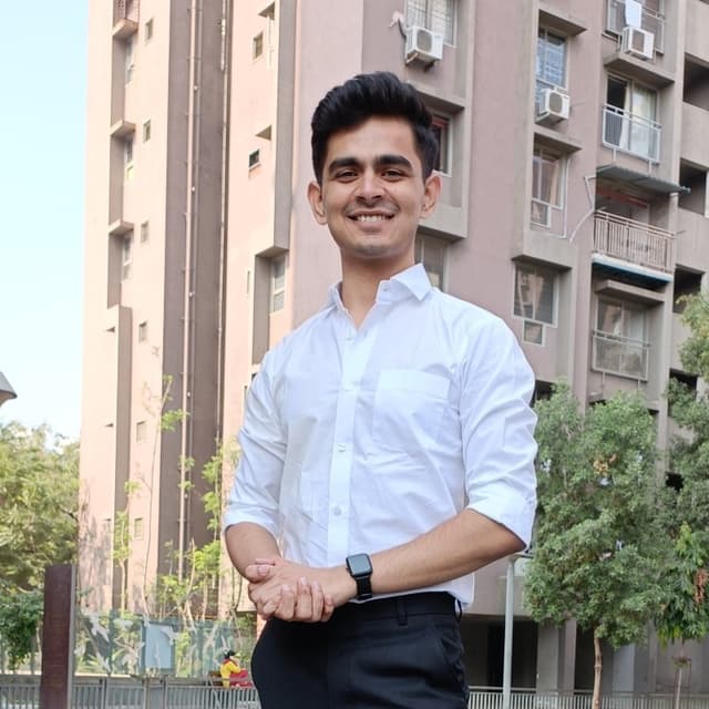 Nilang Thakker