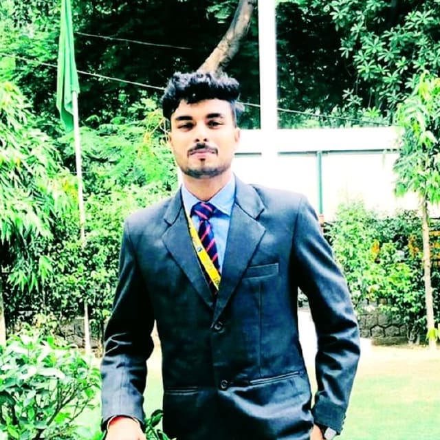 Niraj Naveen