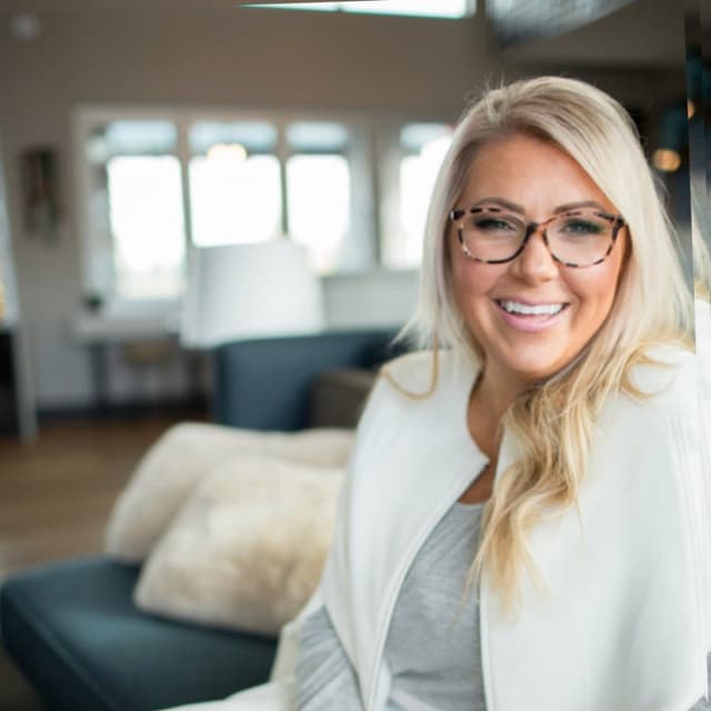 Nicole C.