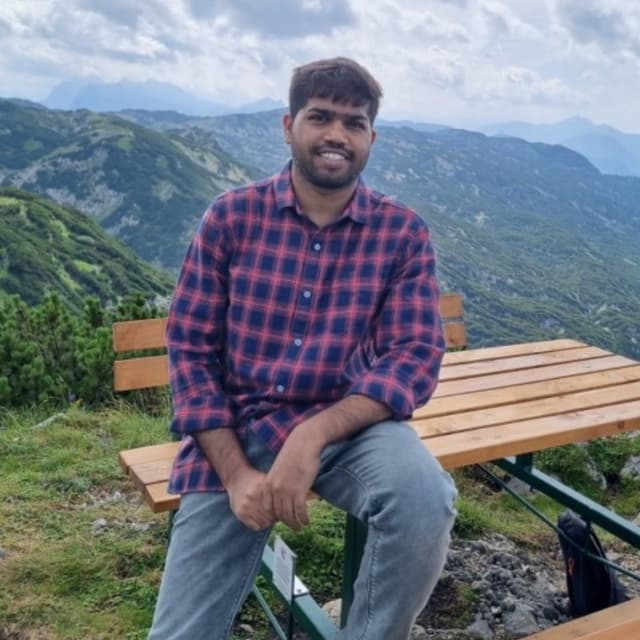 Vamshi N.