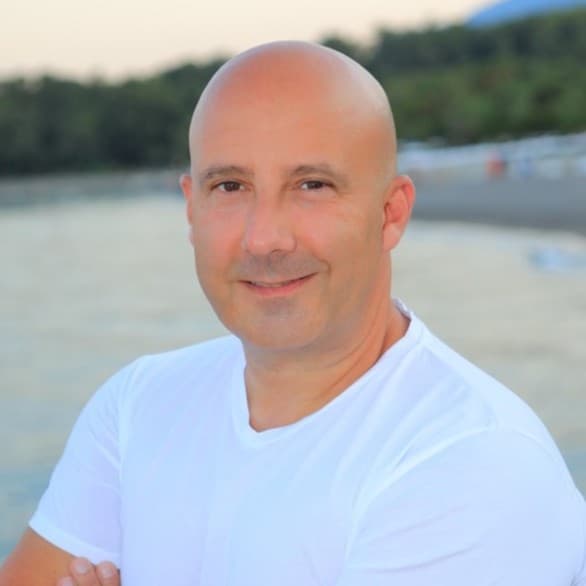 Olivier M.