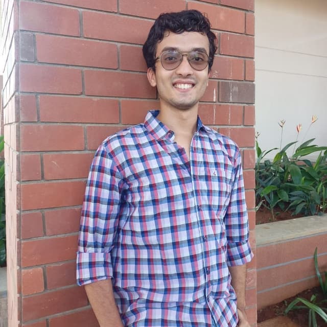 Om Kulkarni