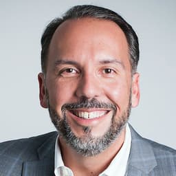 Oscar Perez (OP)