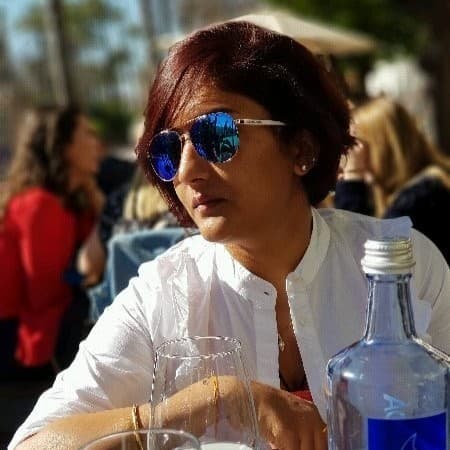 Pallavi V.