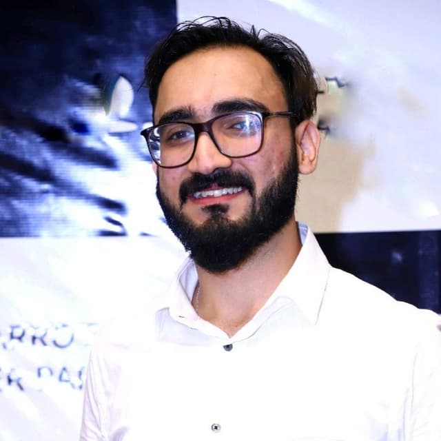 vansh pathak