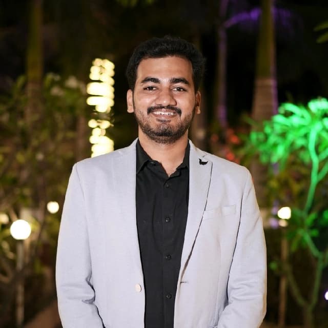 Piyush Hinge
