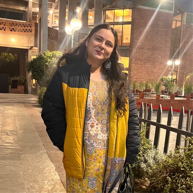 Pooja P.