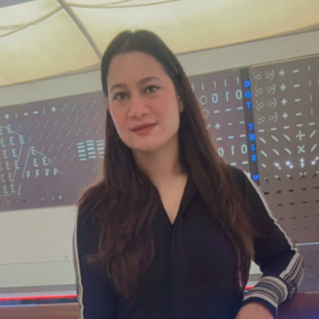 Poonam Samant
