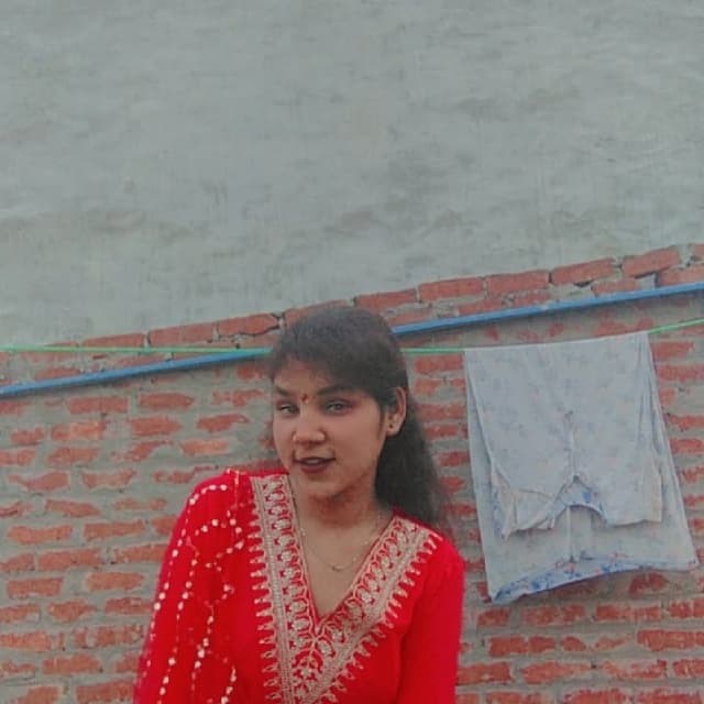 Prachi TOMAR