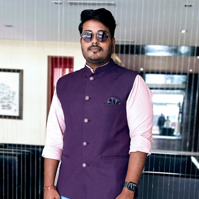 Praveen B