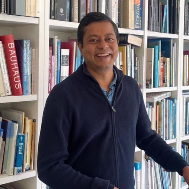 Praveen Sinha