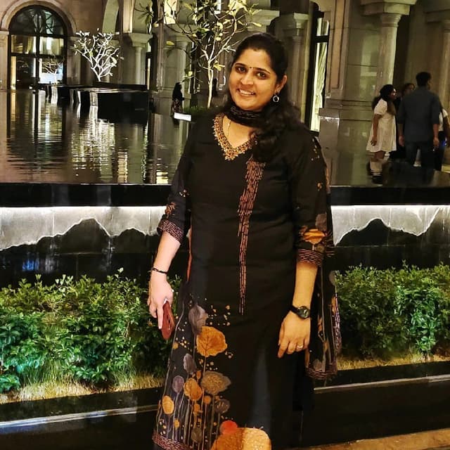 PRIYA S