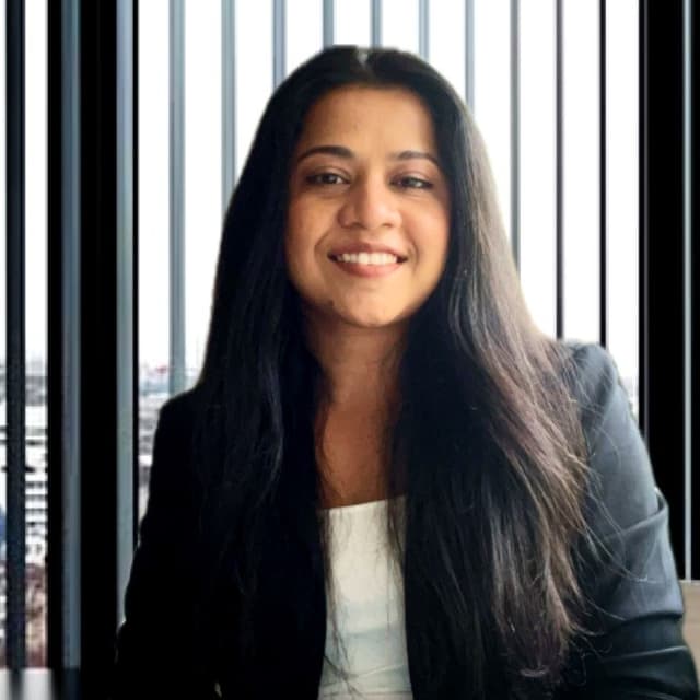 Rashmi B.