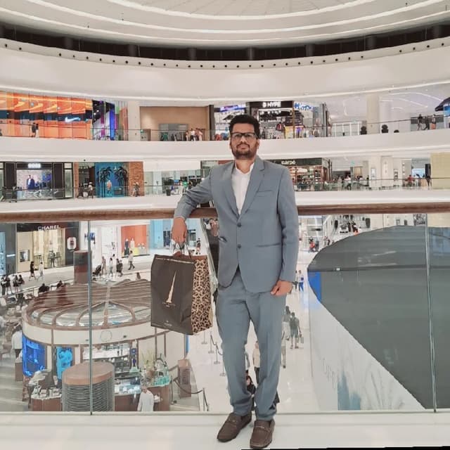 Ravindra R.