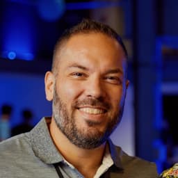 Raymmar Tirado