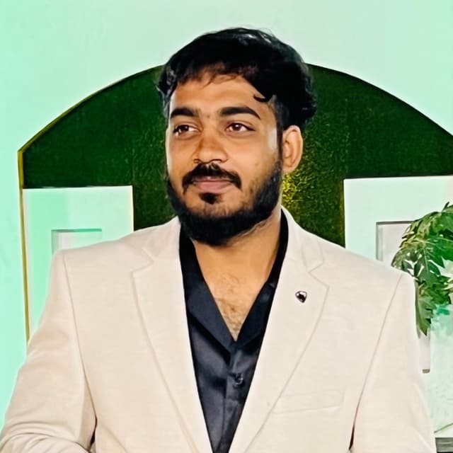 Raza Aabdi