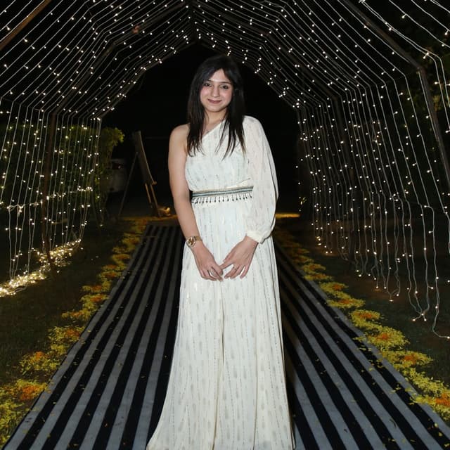 Ria Arora