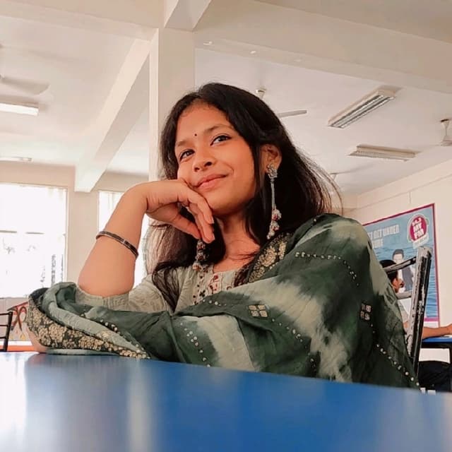 Riddhi Khandelwal