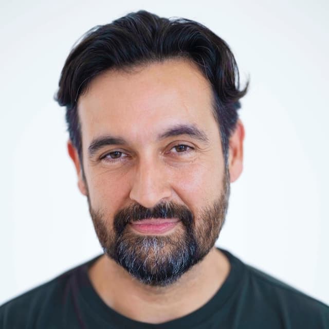 Robert Quintero