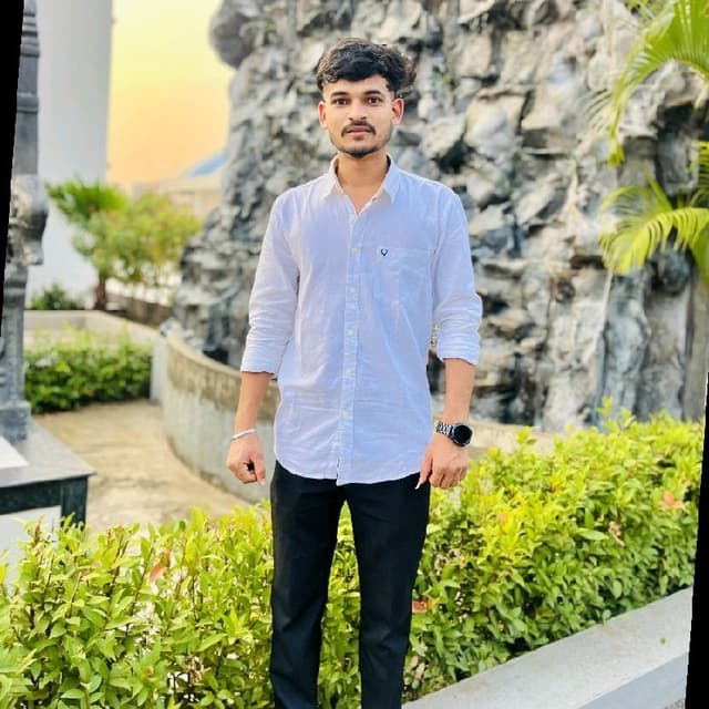 Rohan Nikam ★