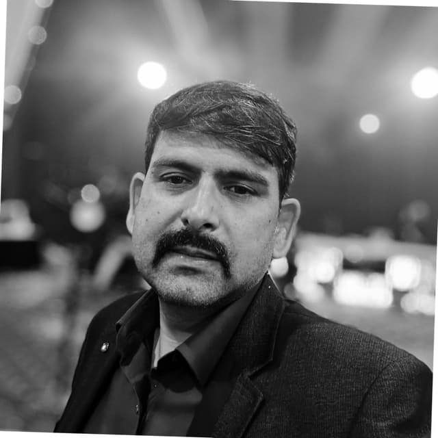 Rohit W.