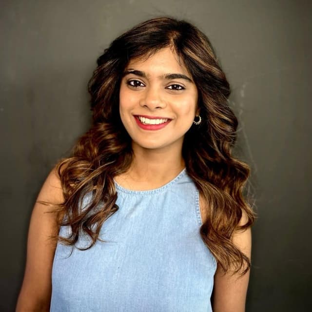 Roopa Pious