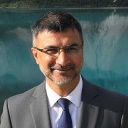 Roshan S.