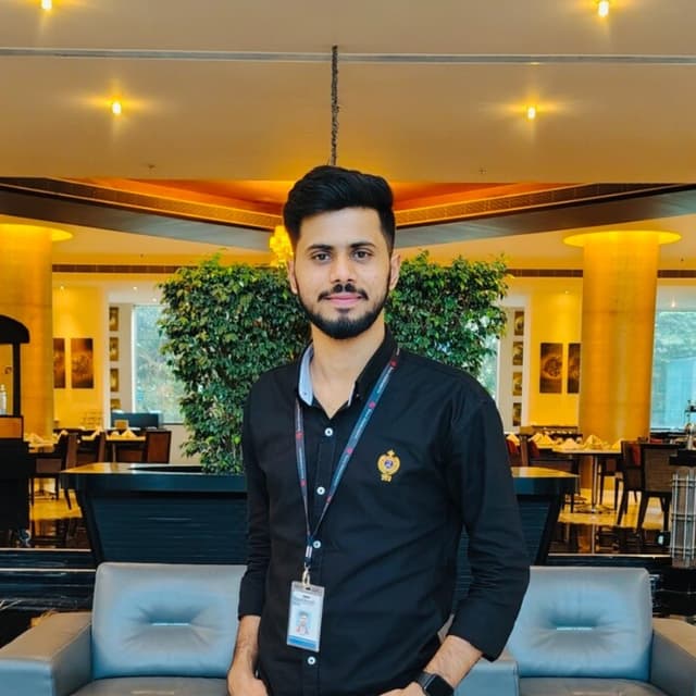 Rushikesh khiste