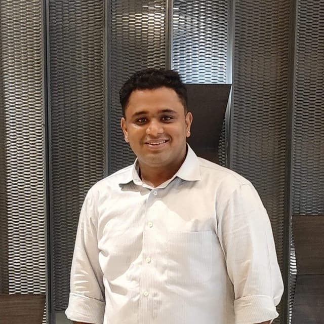 Yeshwanth R.