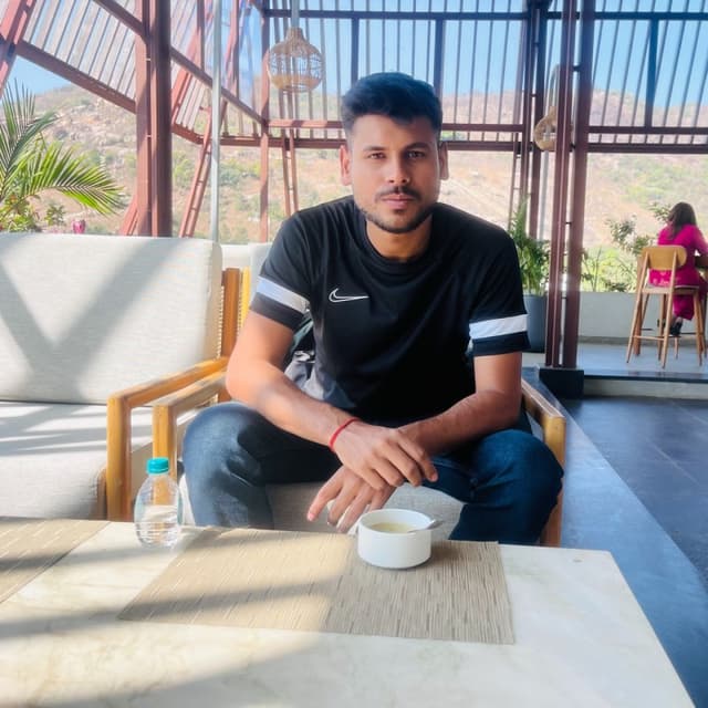 Saket Tiwari