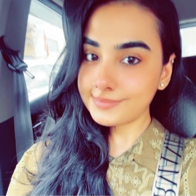 Sakshi P.