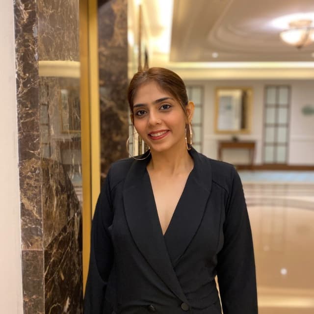 Sakshi Gidwani
