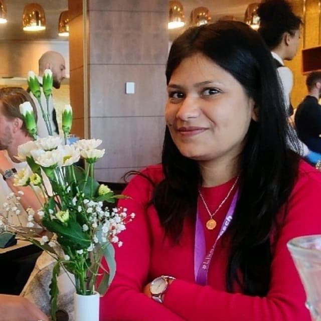 Sakshi J.