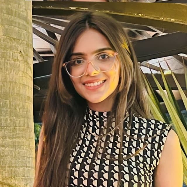 Sakshi M