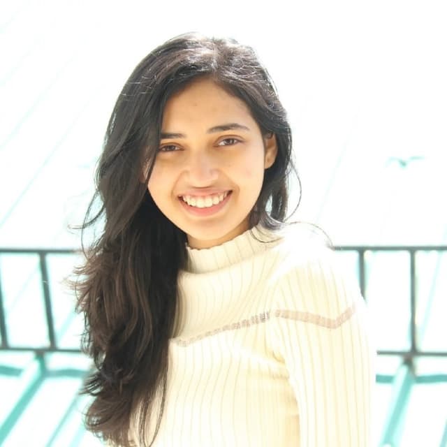 Sakshi ‪