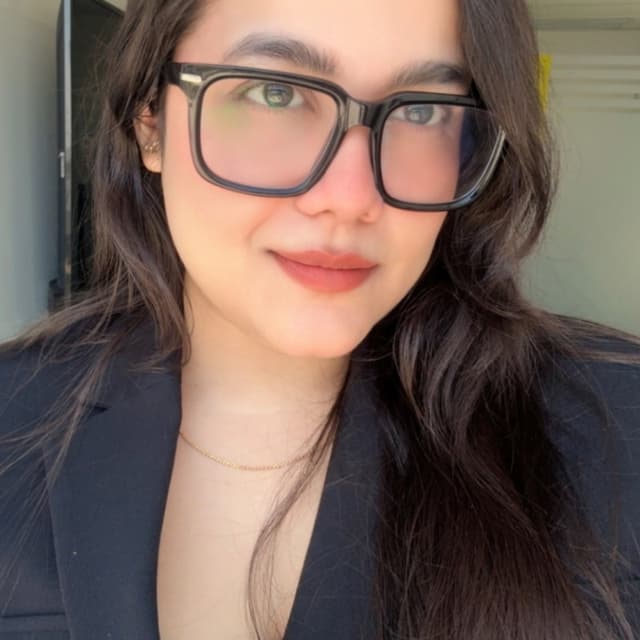 Saloni D.