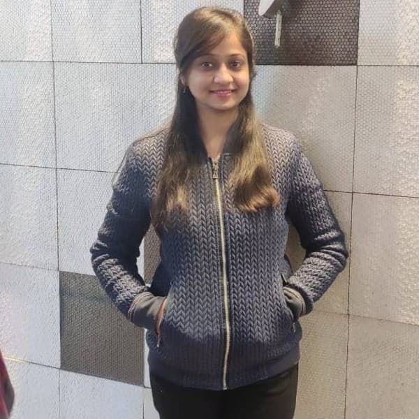 Saloni B.