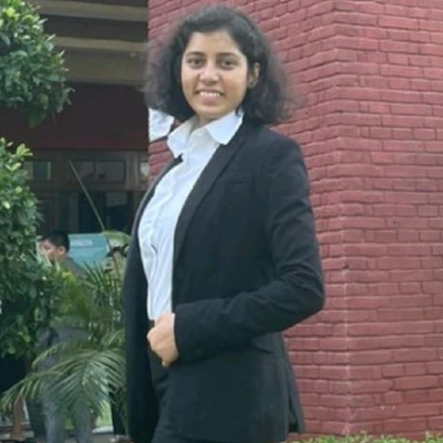 Samreen Samar