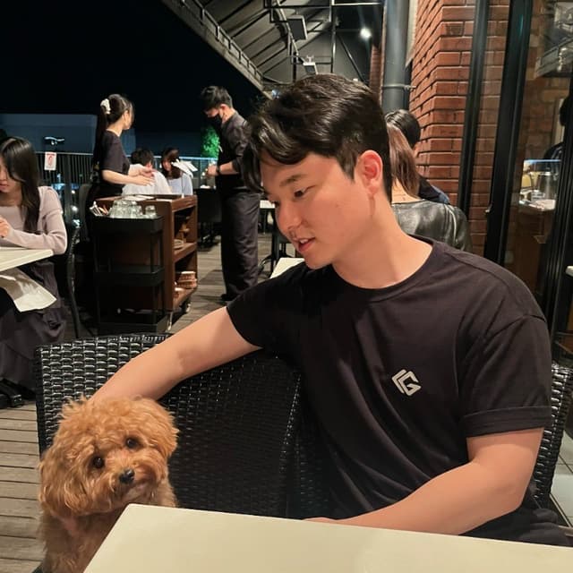 Sangjik Lee